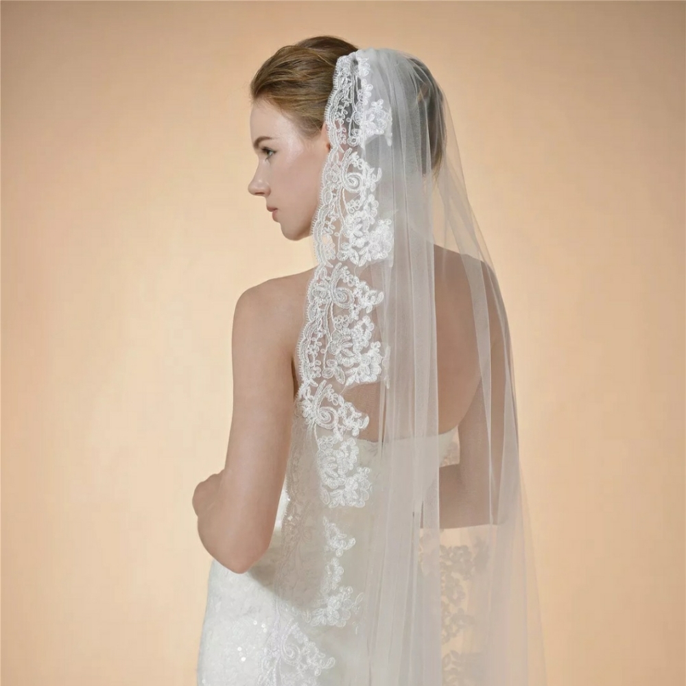 Stunning Lace Edge Chapel Veil
